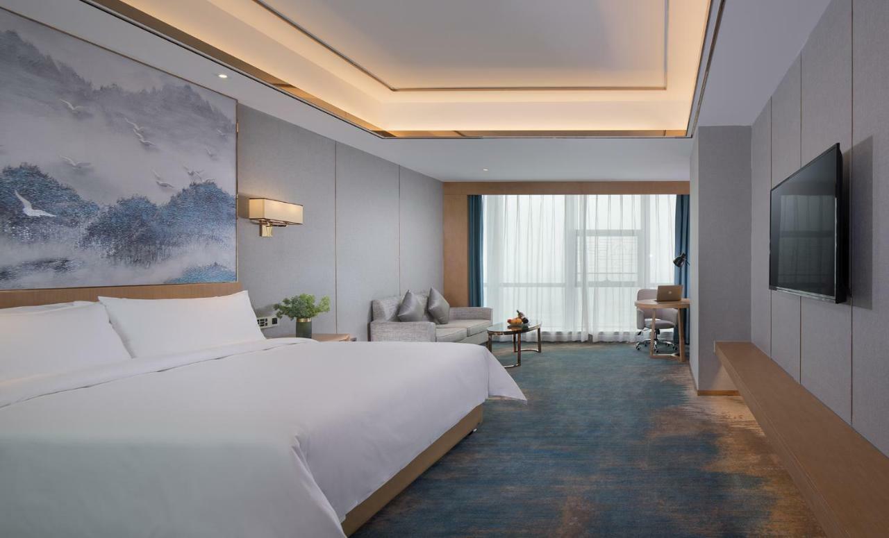 Venus Royal Hotel Foshan Kuiqi Road Metro Station Extérieur photo